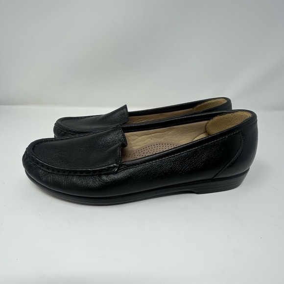 SAS Shoes - SAS Women Simplify Moccasin Loafer Leather Slip-On Round Toe Comfort Narrow 8 N
